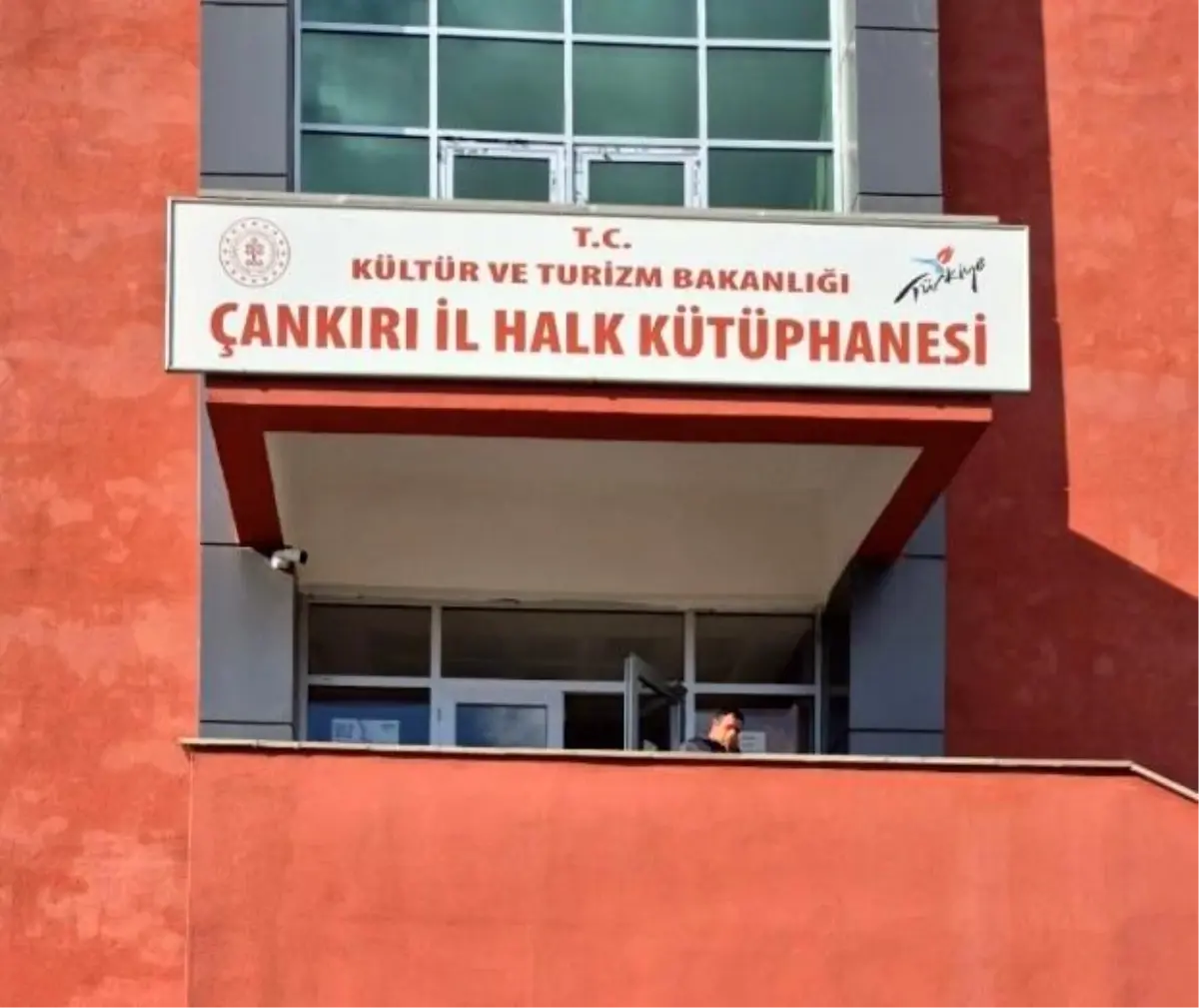 cankiri-halk-kutuphanelerine-agir-ilgi-65-bin-kisi-yaralandi-7ulaVPgB.jpg