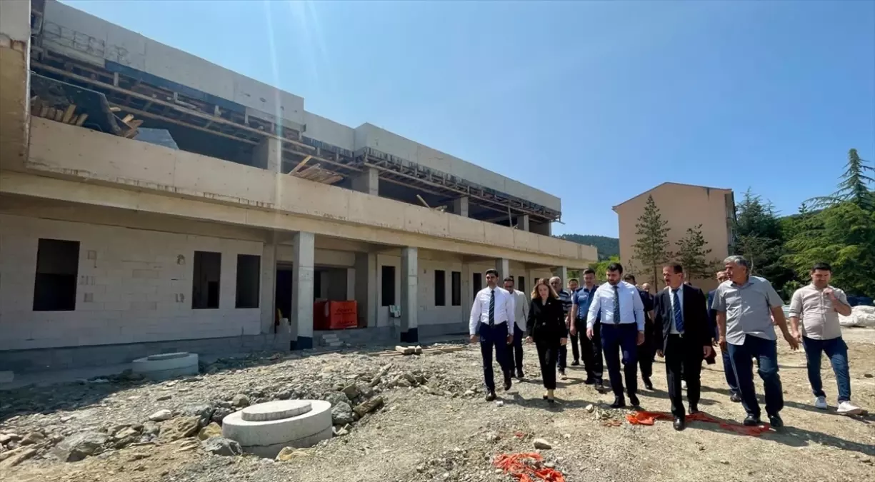 cem-sahin-ovacikta-hastane-ve-hukumet-konagi-insaatini-inceledi-KwMRwWa5.jpg
